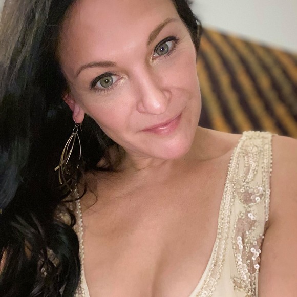nicolekosta23